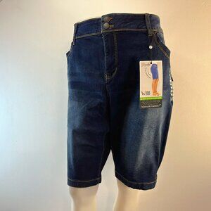Royalty for Me Women's Denim Wanna Betta Butt Bermuda Shorts - Size 20W - NWT